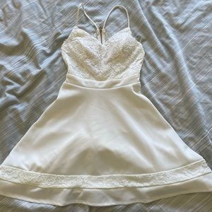 White Dress perfect for 1st Communion, Confirmation or 8th grade graduation.